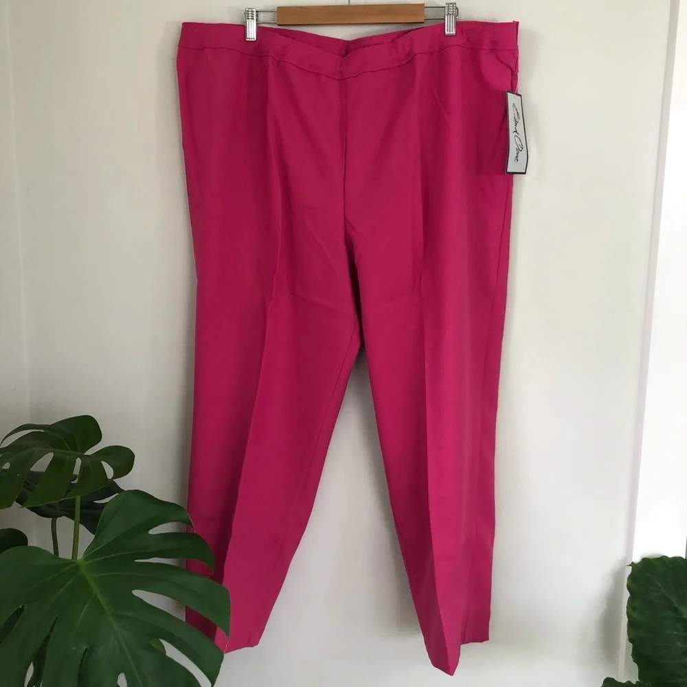 Roaman’s pleated straight leg ankle pant Bend Over - Picture 3 of 6